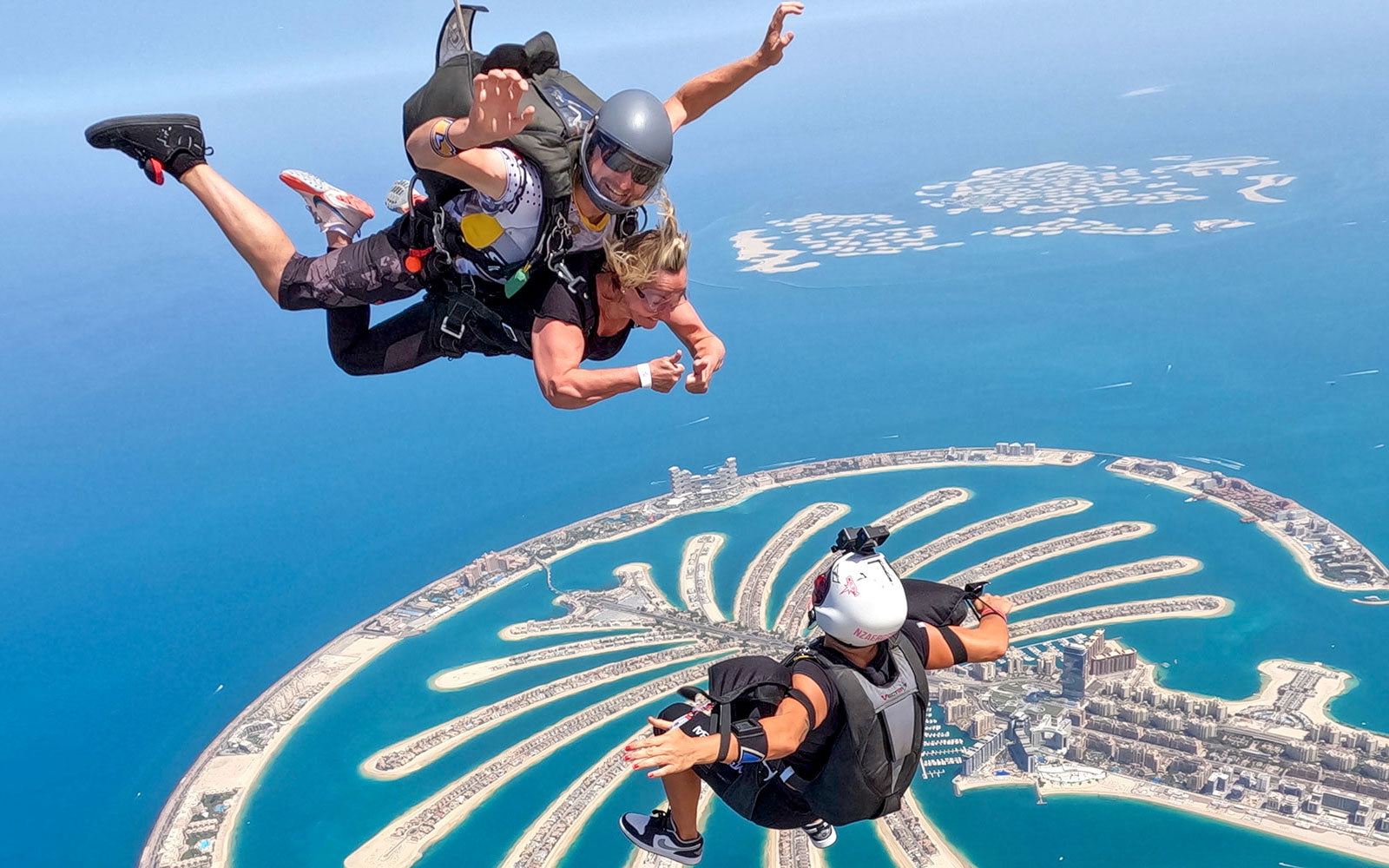 Skydive Dubai: Experience Tandem Skydiving at The Palm Drop Zone