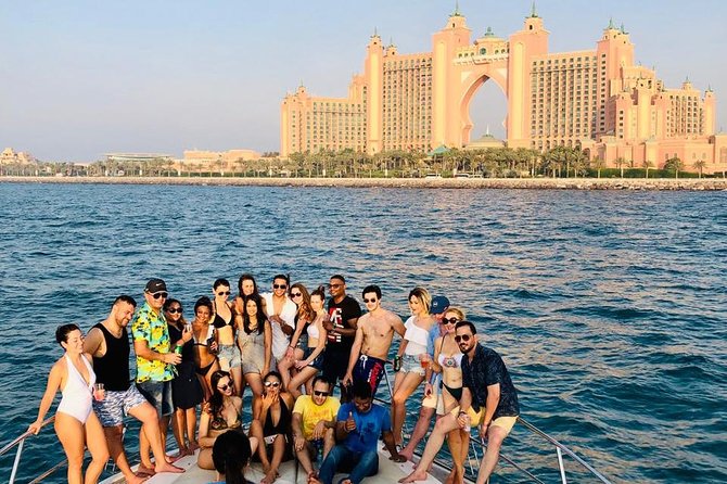 The Atlantis 3hr Luxury Yacht Tour with BBQ