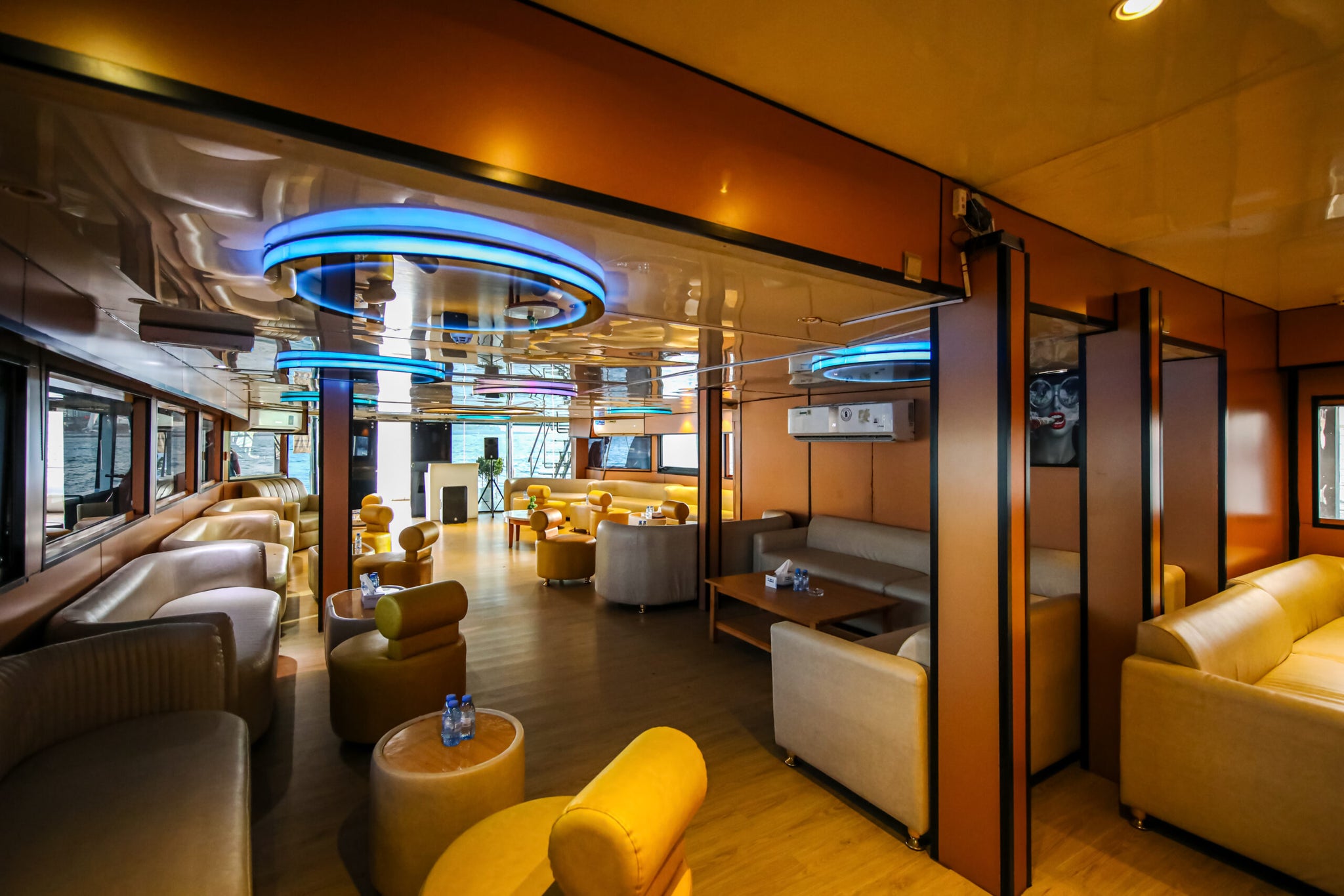 100ft Dream Luxury Yacht Experience in Dubai