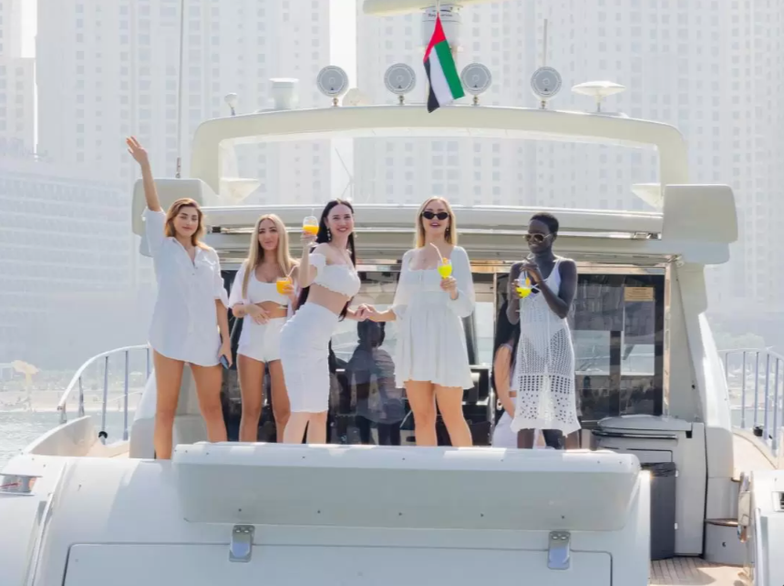 Combo Dubai Deal Yacht Tour & Global Village